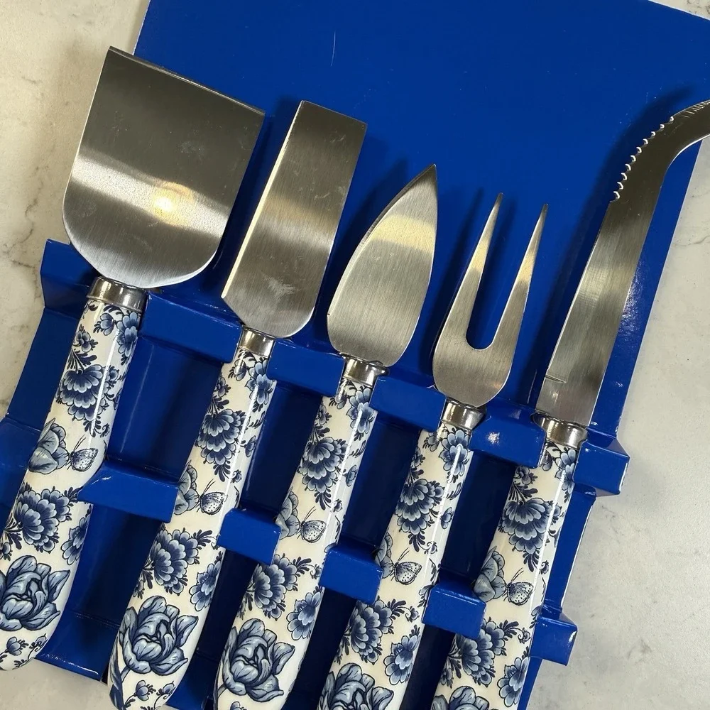 Dutch Treats Holland Delft Porcelain Cheese Knife Slicer Set o 5 Stainless Steel